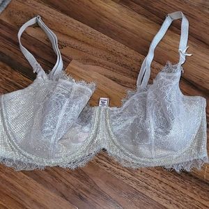 34DD sliver gold shimmer Victoria secret bra